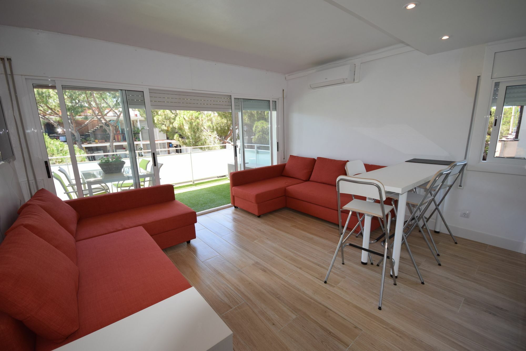 Castelldefels Playa Apartment Exterior photo